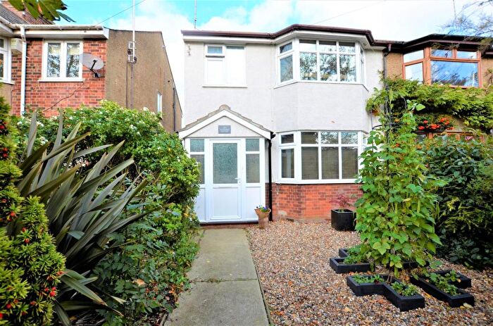 3 Bedroom Semi Detached House For Sale In Victoria Road, Oulton Broad, NR33