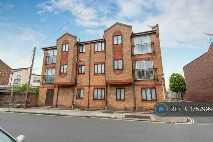 1 Bedroom Flat To Rent In Romsey House, Portsmouth, PO2