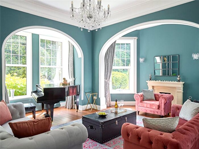 8 Bedroom Detached House For Sale In Golf Links Road, Yelverton, Devon, PL20