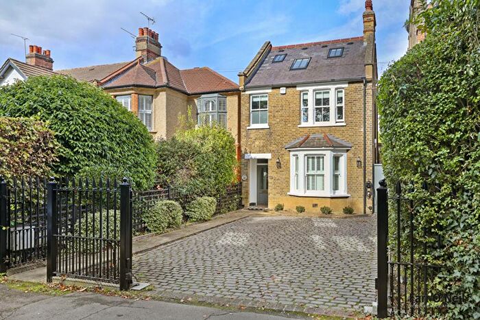 4 Bedroom Detached House For Sale In Mornington Road, Woodford Green, IG8