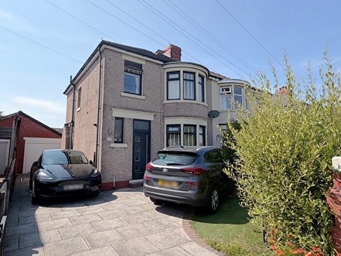 3 Bedroom Semi Detached House For Sale In North Drive, Thornton-Cleveleys, FY5