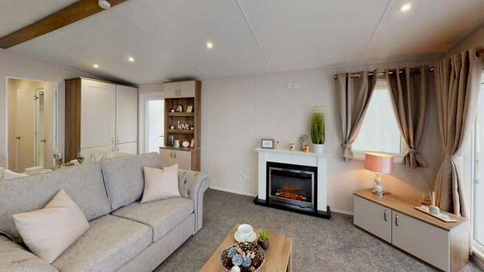 2 Bedroom Mobile/park Home For Sale In Long Street, Topcliffe, Thirsk, YO7