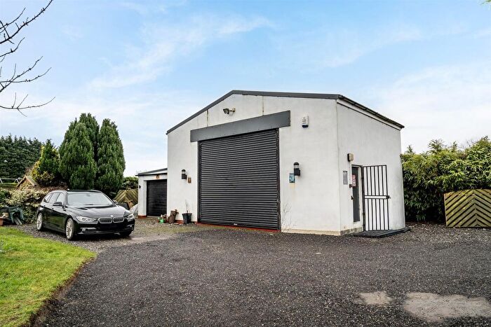 5 Bedroom Detached House For Sale In Hirst Road, Chapel Haddlesey, YO8