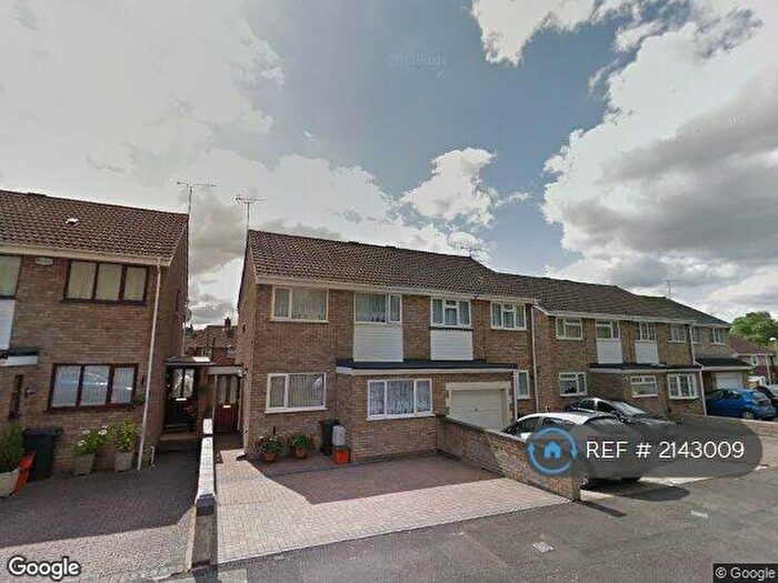 3 Bedroom Semi-Detached House To Rent In Newburn Crescent, Swindon, SN1