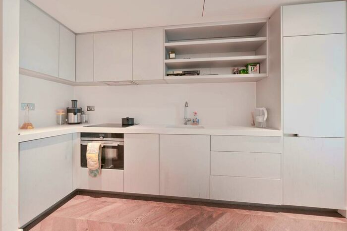 Studio To Rent In Prospect Way, Wandsworth, London, SW11