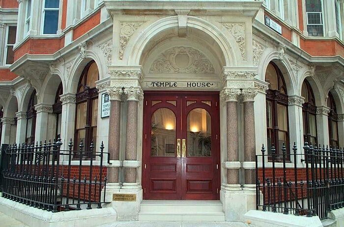 2 Bedroom Flat To Rent In Temple House, Temple Ave, London, EC4Y