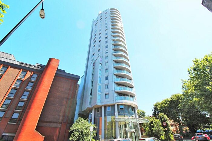 Studio To Rent In Altitude, Altyre Road, CR0