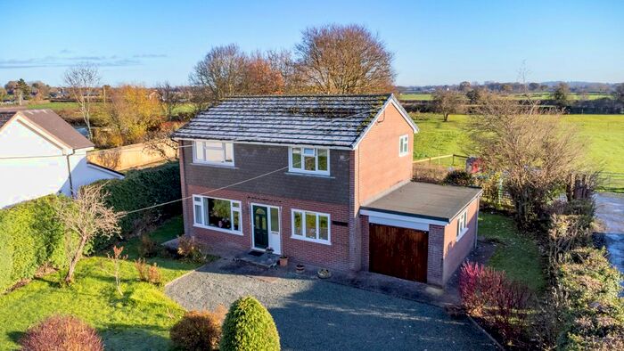 3 Bedroom Detached House For Sale In Ball Lane, Maesbury, Oswestry, SY10