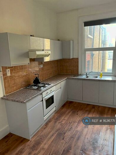 2 Bedroom Flat To Rent In London, Tulse Hill, SE27
