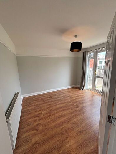 3 Bedroom Semi-Detached House To Rent In Broxton Avenue, West Kirby, CH48