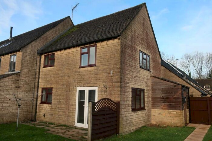 2 Bedroom End Of Terrace House To Rent In Sandy Lane Court, Upper Rissington, GL54