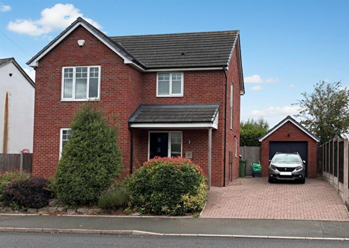 3 Bedroom Detached House For Sale In Spies Lane, Halesowen, West Midlands, B62