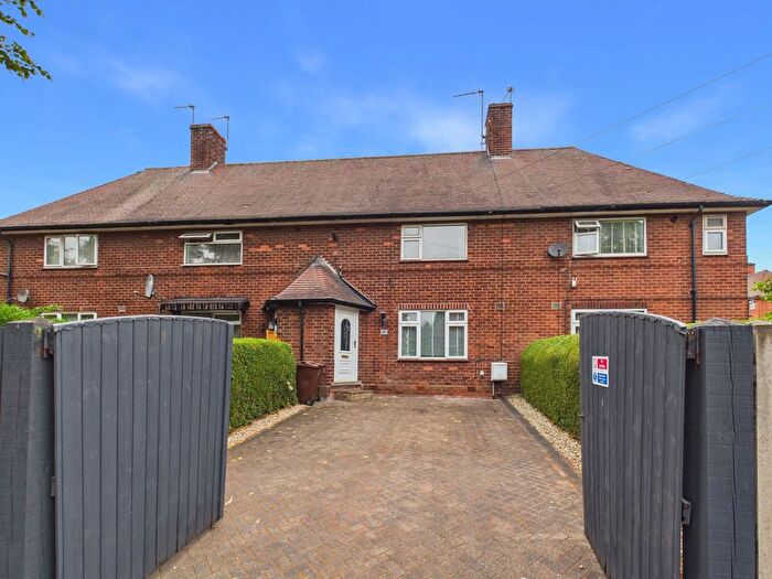 2 Bedroom Terraced House For Sale In Sneinton Dale, Nottingham, NG3