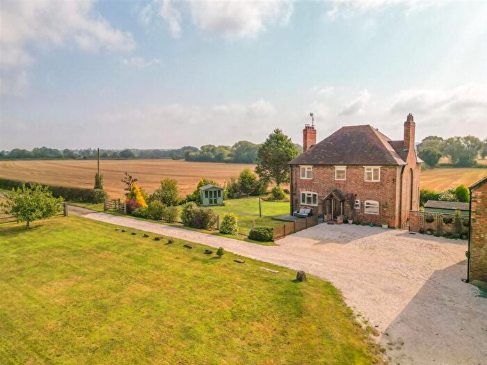 3 Bedroom Detached House For Sale In Robies Gorse Farm, Bosworth Road, CV13