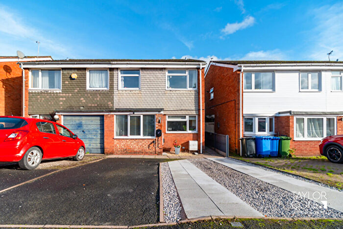 3 Bedroom Semi-Detached House For Sale In Seaton, Tamworth, B77