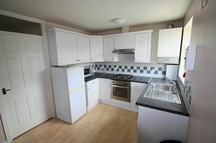 2 Bedroom Flat To Rent In Carlton Close, Loughborough LE11