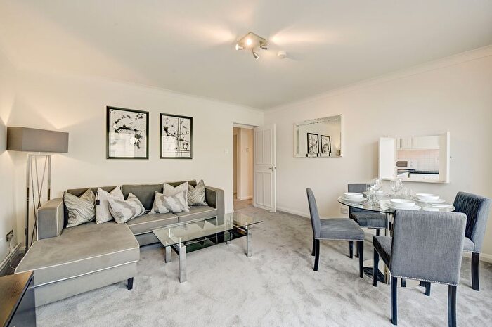 2 Bedroom Flat To Rent In Fulham Road, London, SW3