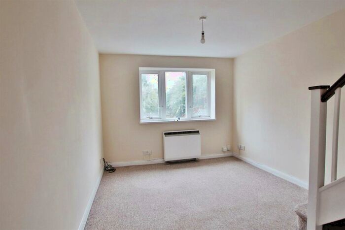 1 Bedroom Maisonette To Rent In Hamble Lane, Hamble, SO31