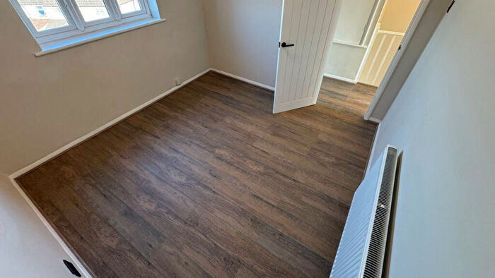 3 Bedroom Maisonette To Rent In London, SL1