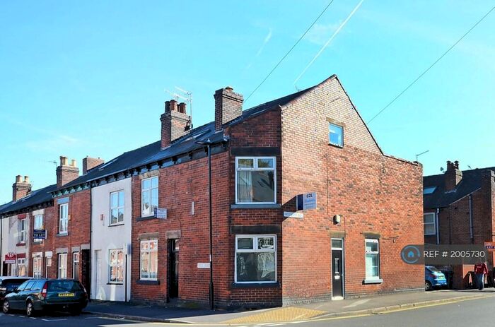 4 Bedroom End Of Terrace House To Rent In Hickmott Road, Sheffield, S11