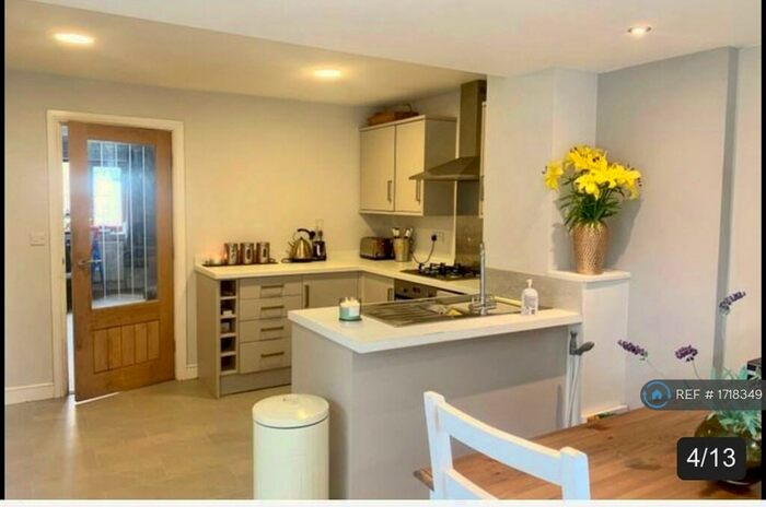 2 Bedroom Semi-Detached House To Rent In Bluebell Hill, Stretton, Alfreton, DE55