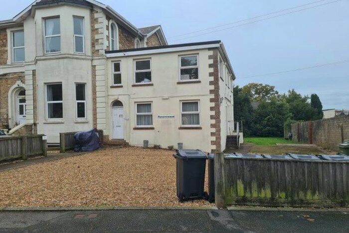 Studio To Rent In Appley Rise, Ryde, PO33