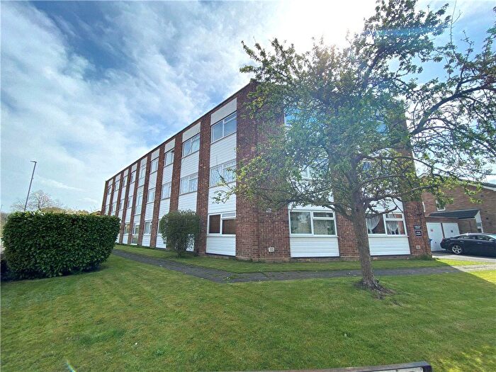 1 Bedroom Flat To Rent In Gresham Road, Staines-Upon-Thames, Surrey, TW18