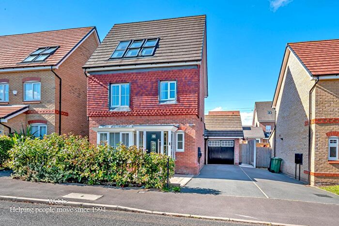 4 Bedroom Detached House For Sale In Stanbury Avenue, Wednesbury, WS10