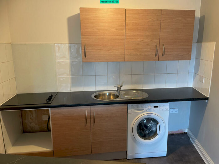 2 Bedroom Flat To Rent In Chorley Road, Swinton, Manchester, M27