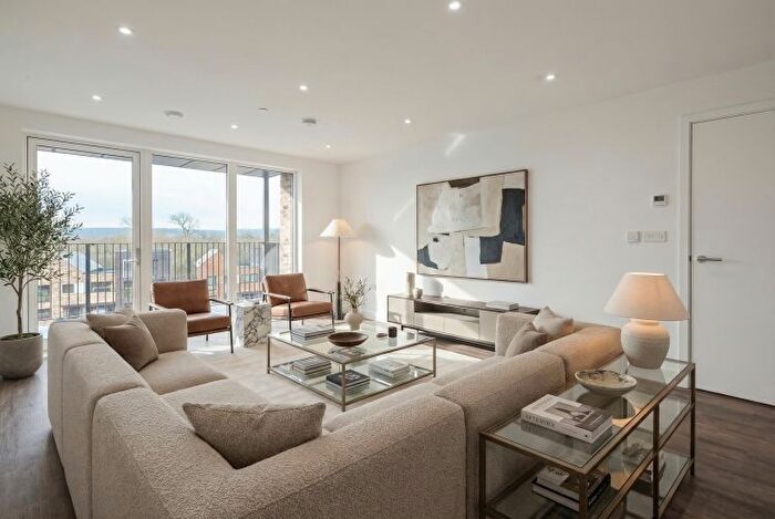 2 Bedroom Flat To Rent In Munda Way, North Oxford, OX2