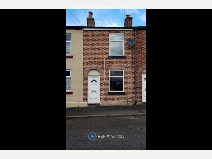 2 Bedroom Terraced House To Rent In Lansdowne Street, Macclesfield SK10