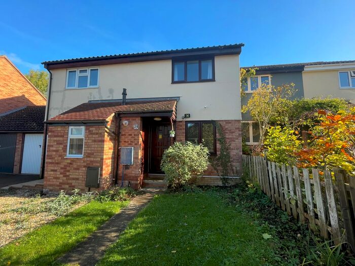 2 Bedroom Terraced House To Rent In Denton Close, Botley, Oxford, OX2