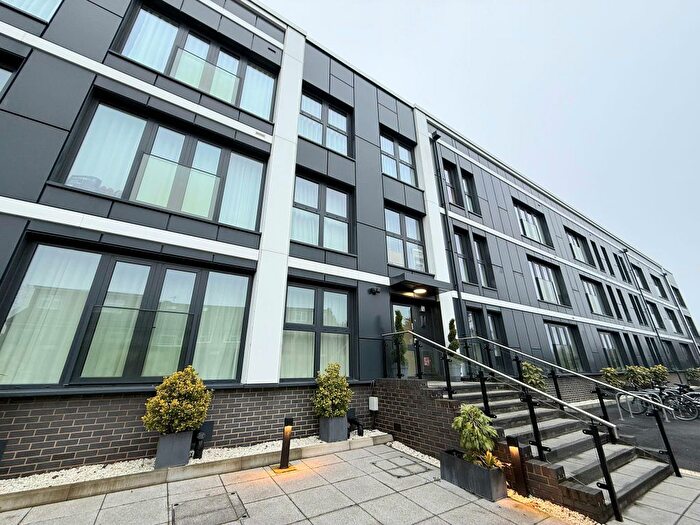 1 Bedroom Flat To Rent In Cockfosters Road, Barnet, EN4