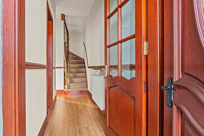 2 Bedroom Semi-Detached Villa For Sale In Princess Street, Bonnybridge, FK4