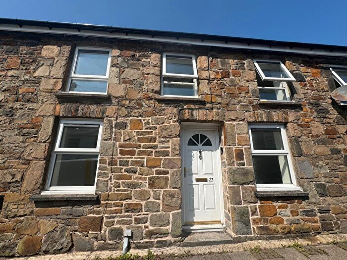 1 Bedroom Flat To Rent In Llywelyn Street, Ogmore Vale, Bridgend, CF32