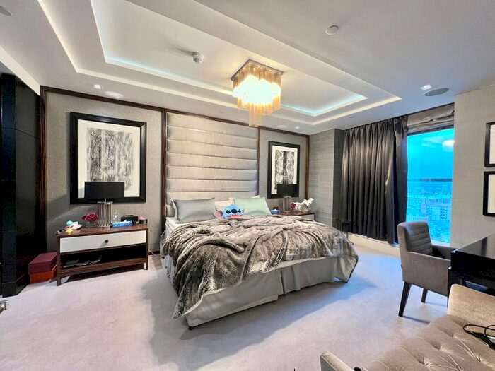 3 Bedroom Flat To Rent In Kensington High Street, London, W14