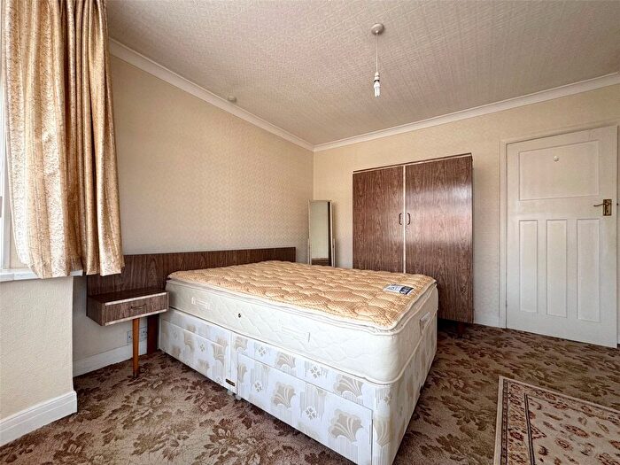 2 Bedroom Bungalow For Sale In Marcot Road, Solihull, West Midlands, B92