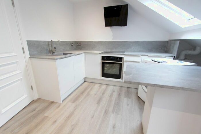 1 Bedroom Flat To Rent In Ecclesall Road, Sheffield, S11