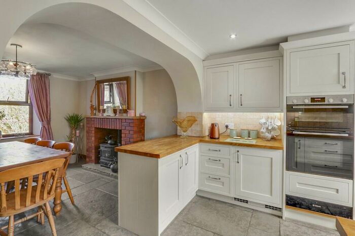 4 Bedroom Detached House For Sale In Meadow Close, Viney Hill, Lydney, Gloucestershire., GL15