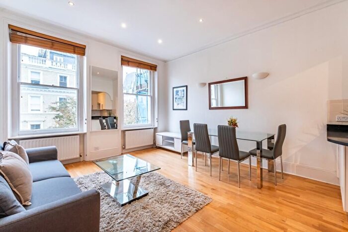 2 Bedroom Flat To Rent In Southwell Gardens, South Kensington, SW7