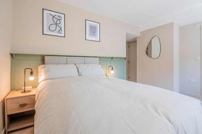 1 Bedroom Flat To Rent In Room Middleton Street, Beeston, Nottingham, NG9