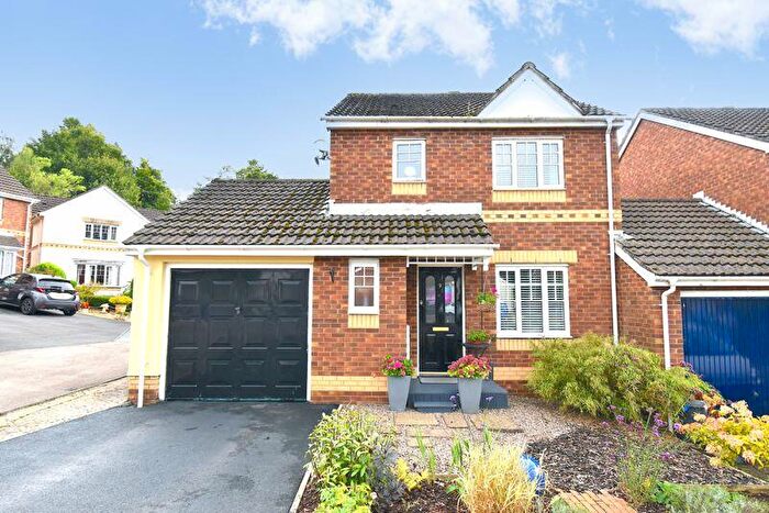 3 Bedroom Detached House For Sale In Glan Gavenny, Abergavenny, NP7