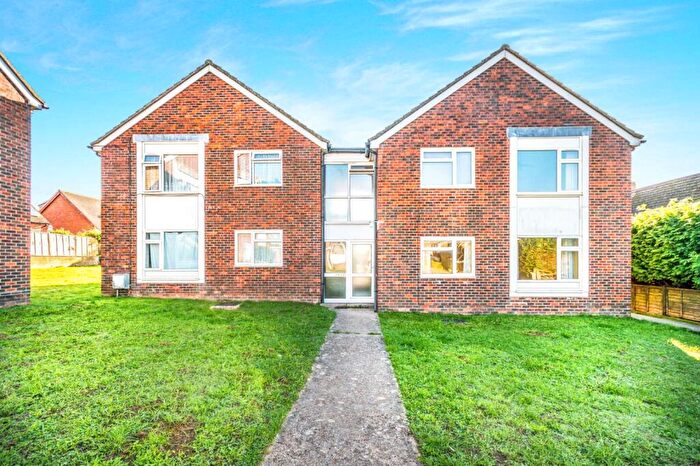 1 Bedroom Flat To Rent In Hillcrest Close, Ashington, Pulborough, RH20