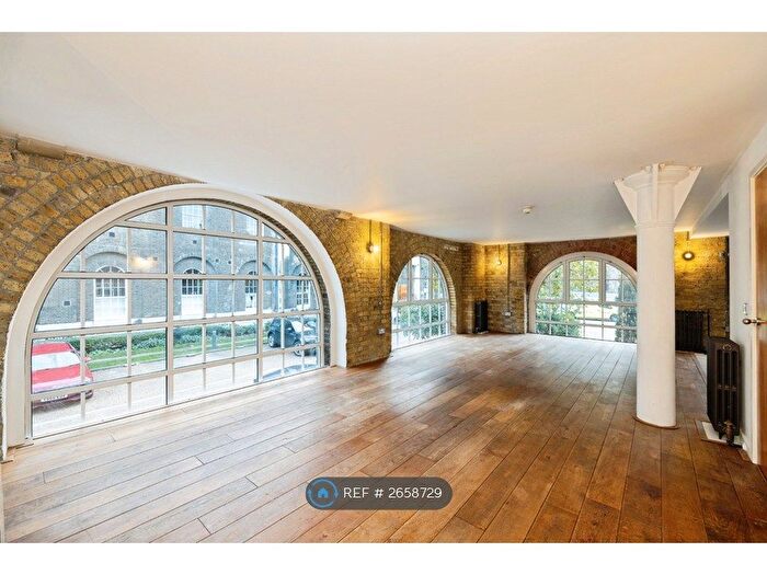 3 Bedroom Flat To Rent In Marlborough Road, London, SE18