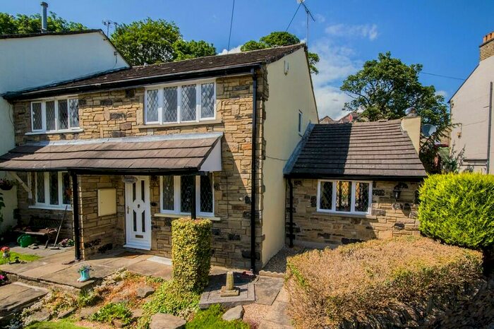 2 Bedroom End Of Terrace House To Rent In Cuckstool Road, Denby Dale, Huddersfield, West Yorkshire, HD8