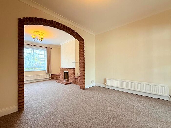 3 Bedroom Terraced House For Sale In Jellicoe Road, Great Yarmouth, NR30