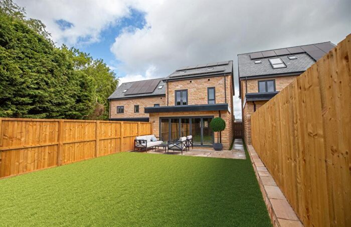 4 Bedroom Detached House For Sale In Pentlands, New Mill Road, Holmfirth, HD9