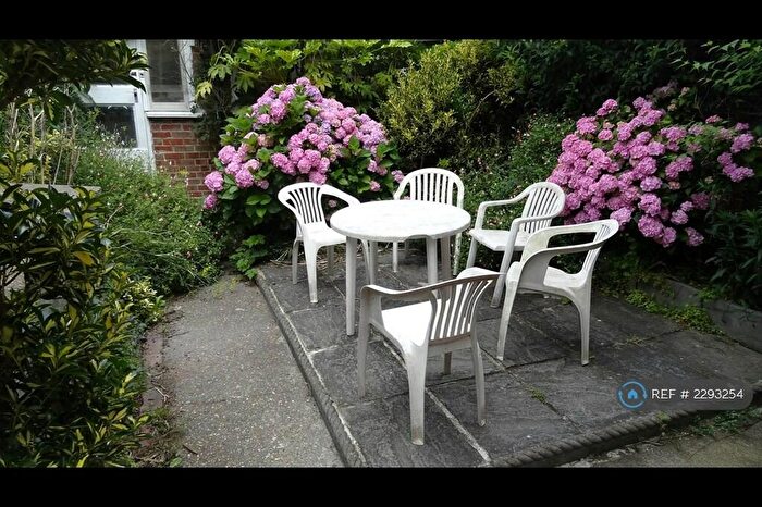 5 Bedroom Terraced House To Rent In Sheffield Road, Portsmouth, PO1