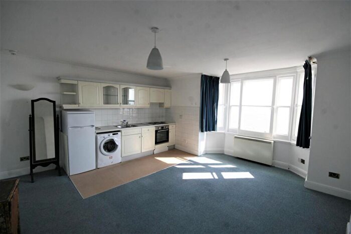 1 Bedroom Flat To Rent In Marine Parade, Brighton, BN2