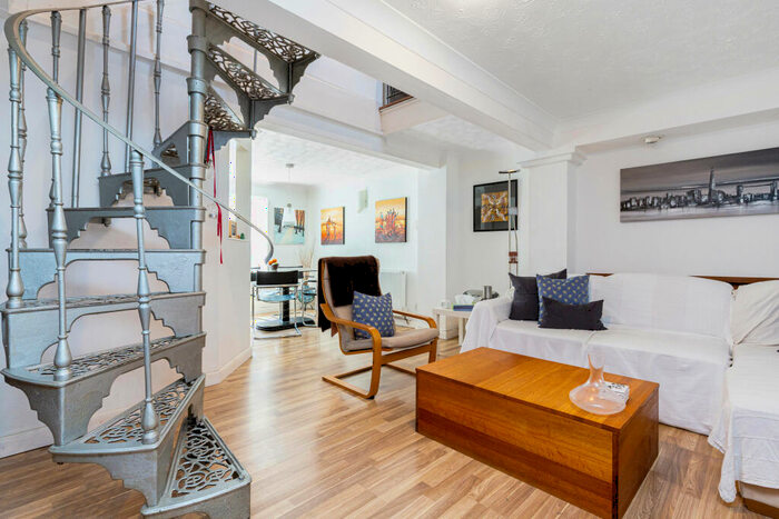 3 Bedroom Terraced House To Rent In Windmill Lane, London, E15